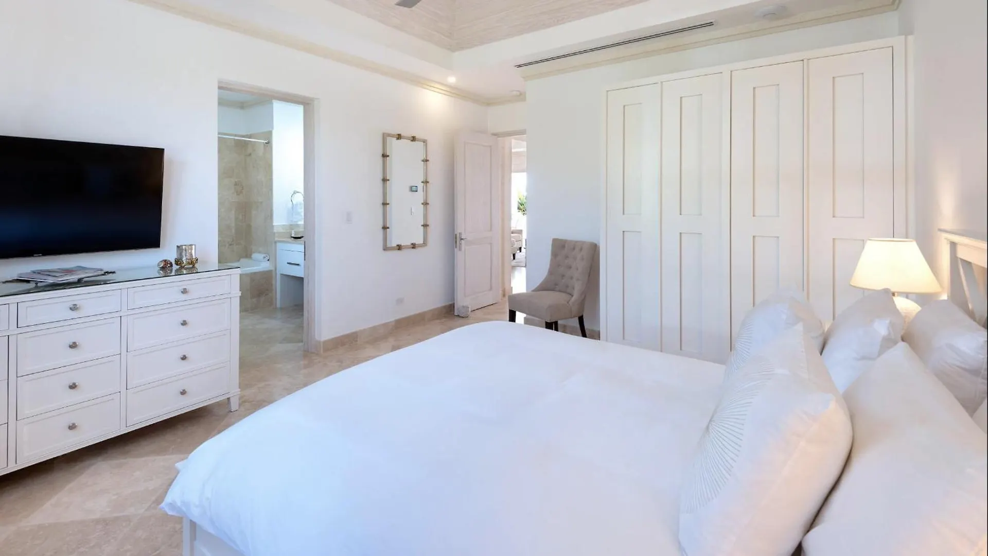 Exclusive 4 Bedroom Villa Άγιος Ιάκωβος